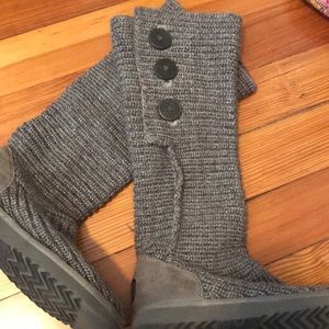 Grey wool UGGS